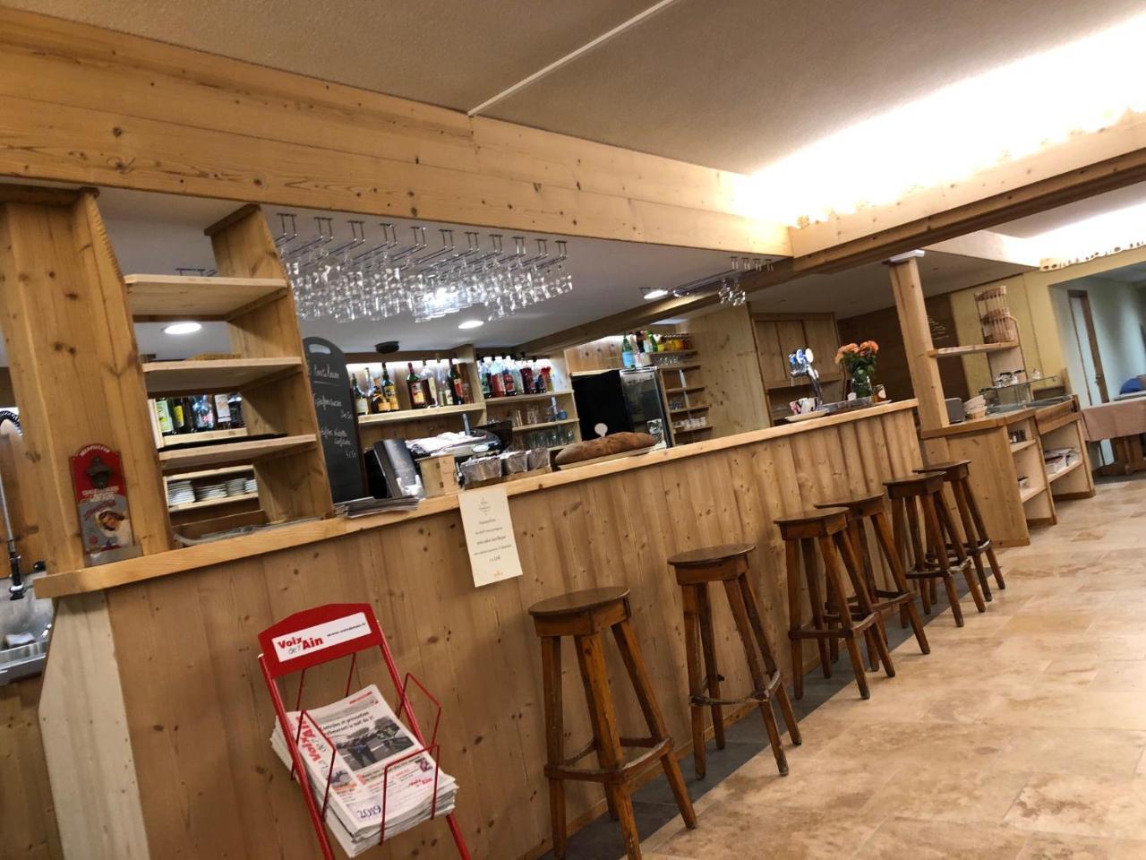 מלון Giron Le Relais Nordique מראה חיצוני תמונה
